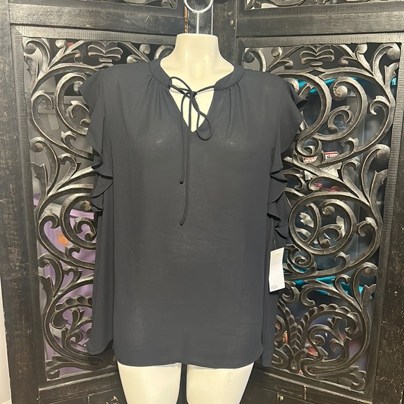 Nordstrom Rack Black Ruffled Cap Sleeve Pull On Flowy Blouse / Shirt / Top. - Picture 2 of 8